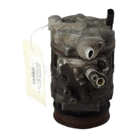 Compresseur clim VOLKSWAGEN GOLF 5 Photo n°1