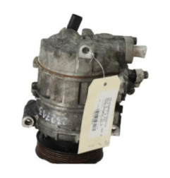 Compresseur clim VOLKSWAGEN GOLF 5 Photo n°4