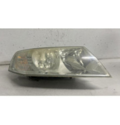 Optique avant principal droit (feux)(phare) SKODA OCTAVIA 2 Photo n°1
