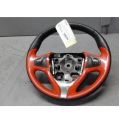 Volant RENAULT CLIO 4 Photo n°1