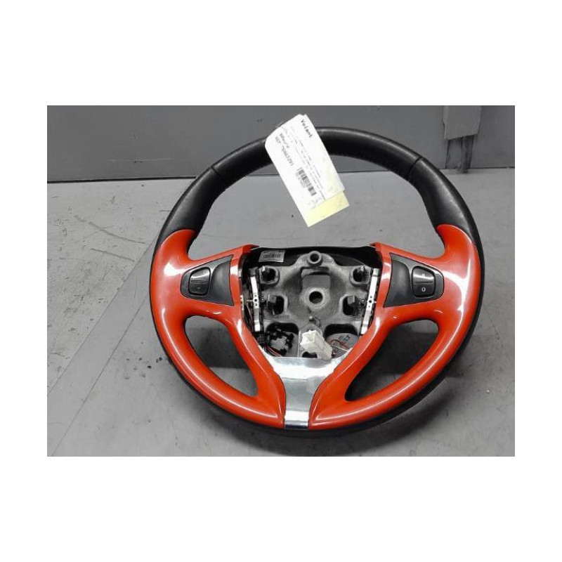 Volant RENAULT CLIO 4