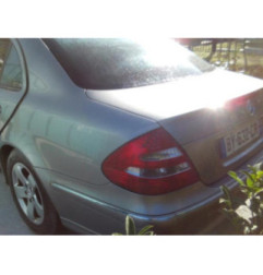 Porte avant droit MERCEDES CLASSE E 211 Photo n°7