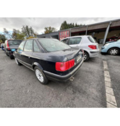 Malle/Hayon arriere AUDI 80 3 Photo n°15