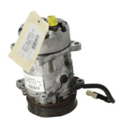 Compresseur clim AUDI A4 2 Photo n°4