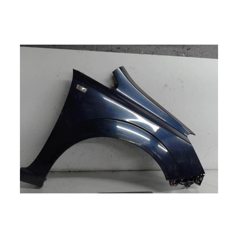Aile avant droit OPEL ZAFIRA B