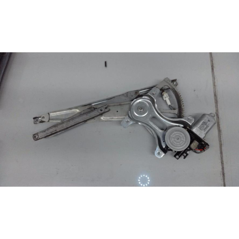 Moteur leve vitre avant droit LEXUS IS 1