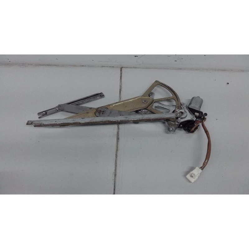 Moteur leve vitre avant gauche LEXUS IS 1