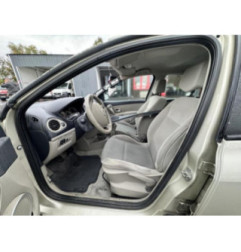 Feu arriere principal droit (feux) RENAULT CLIO 3 Photo n°14