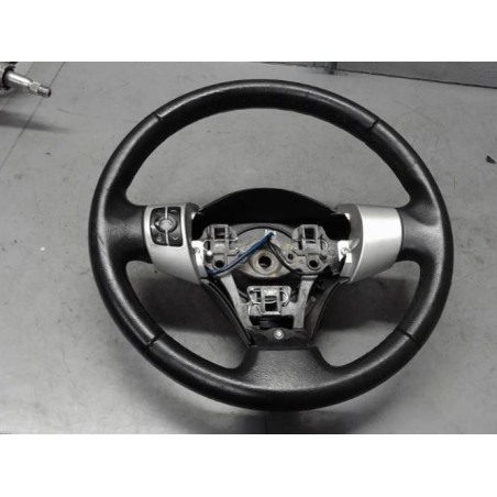 Volant TOYOTA YARIS 2 Photo n°1