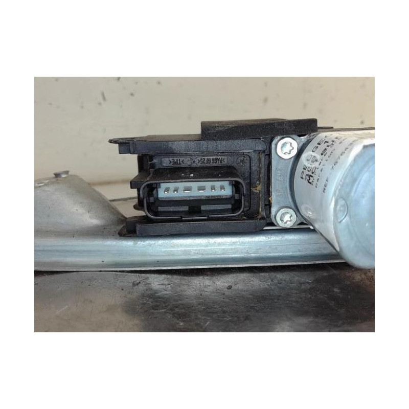 Moteur leve vitre arriere droit PEUGEOT 308 1 SW