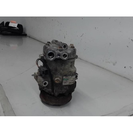 Compresseur clim FIAT GRANDE PUNTO Photo n°1
