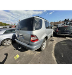 Malle/Hayon arriere MERCEDES CLASSE M 163 Photo n°13