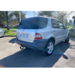 Malle/Hayon arriere MERCEDES CLASSE M 163 Photo n°19