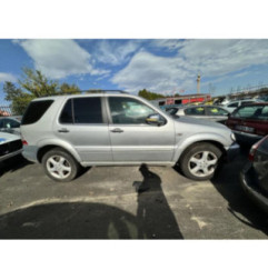 Porte arriere gauche MERCEDES CLASSE M 163 Photo n°9