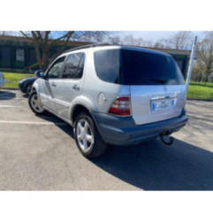 Porte arriere gauche MERCEDES CLASSE M 163 Photo n°20