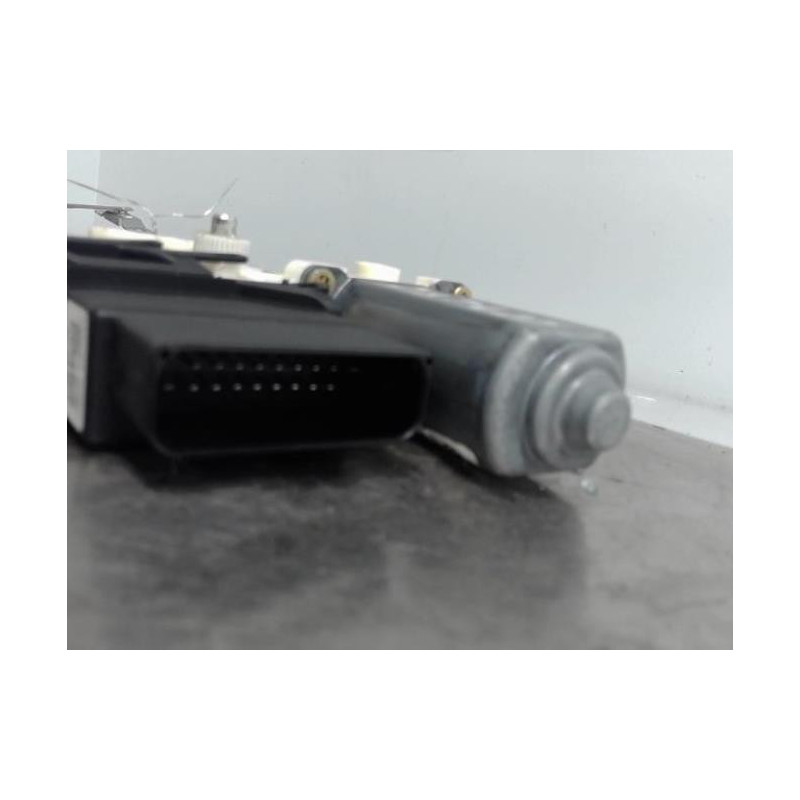 Moteur leve vitre arriere droit VOLKSWAGEN TOURAN 1