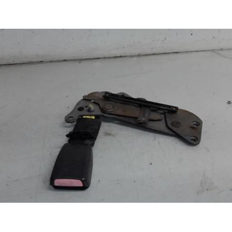 Attache ceinture arriere gauche LAND ROVER FREELANDER 1 Photo n°1