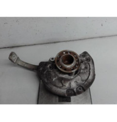 Moyeu avant gauche MERCEDES CLASSE C 205 Photo n°1