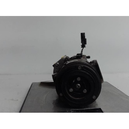 Compresseur clim OPEL ASTRA J Photo n°1