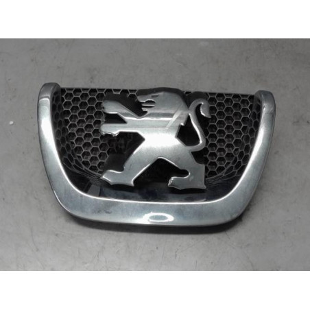 Sigle de calandre PEUGEOT 207 Photo n°1