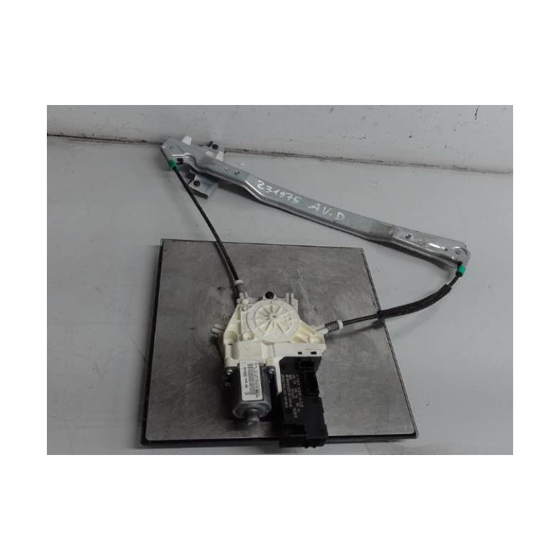 Moteur leve vitre avant droit PEUGEOT 407