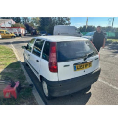 Optique avant secondaire droit (feux)(clignotant) FIAT PUNTO 1 Photo n°7