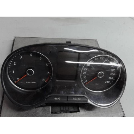 Compteur VOLKSWAGEN POLO 5 Photo n°1