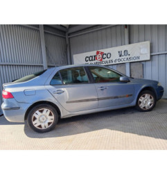 Capot RENAULT LAGUNA 2 Photo n°11