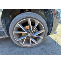 Moyeu avant gauche SKODA KAROQ Photo n°11