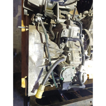 Boite de vitesses RENAULT CLIO 4 Photo n°1