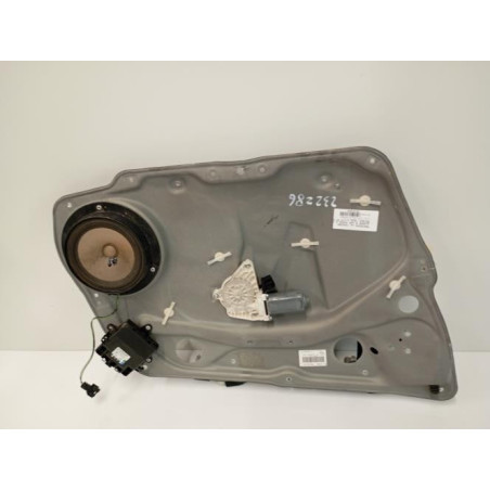 Moteur leve vitre avant gauche MERCEDES CLASSE B 245 Photo n°1