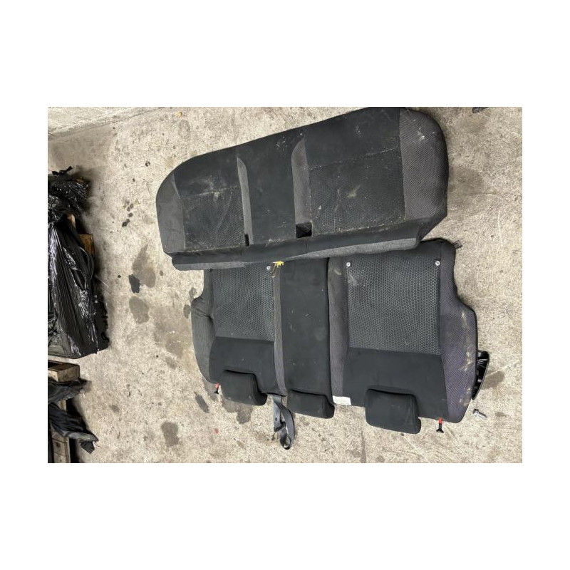 Banquette arriere NISSAN JUKE 1