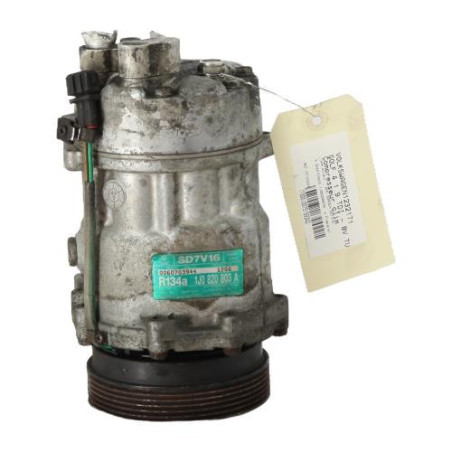 Compresseur clim VOLKSWAGEN GOLF 4