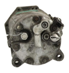 Compresseur clim VOLKSWAGEN GOLF 4 Photo n°6