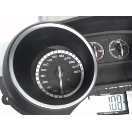 Compteur ALFA ROMEO GIULIETTA 2 Photo n°1