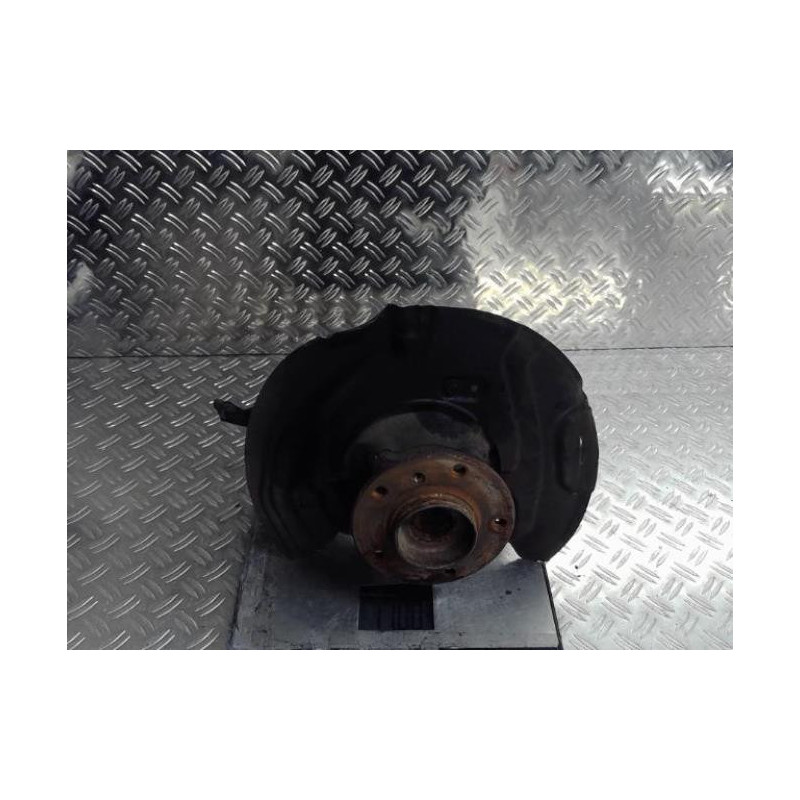 Moyeu avant gauche BMW X1 E84