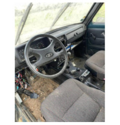 Attache ceinture avant droit LADA NIVA Photo n°6