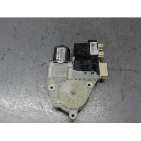 Moteur leve vitre avant droit CITROEN C4 1 Photo n°1