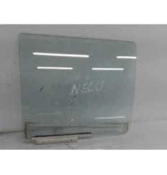 Vitre arriere droit SUZUKI SWIFT 3 Photo n°4