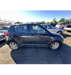 Vitre arriere droit SUZUKI SWIFT 3 Photo n°10