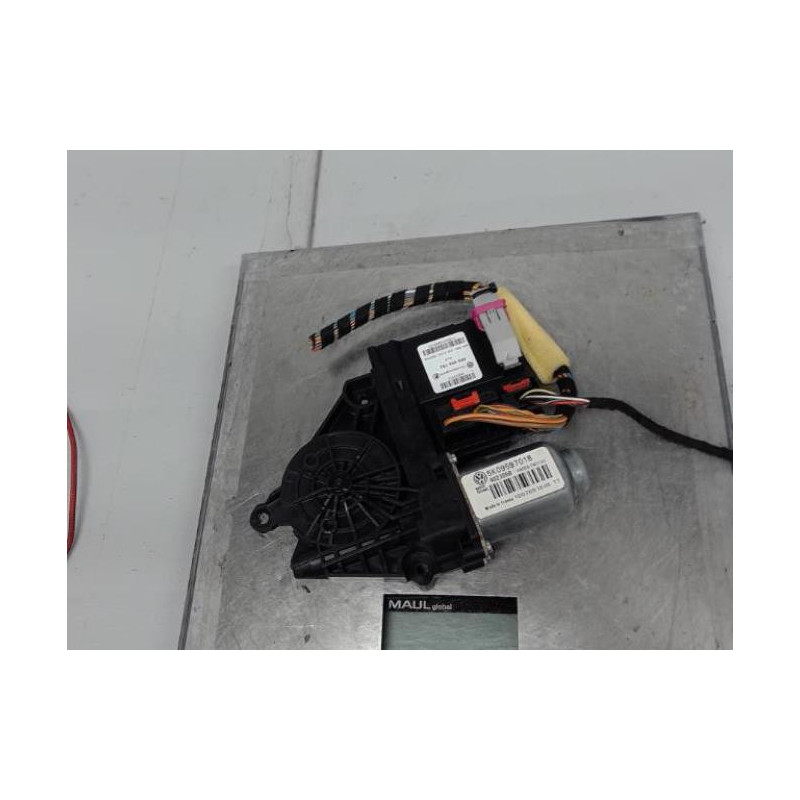 Moteur leve vitre avant gauche VOLKSWAGEN GOLF 6