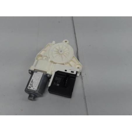 Moteur leve vitre arriere droit RENAULT MEGANE 3 Photo n°1