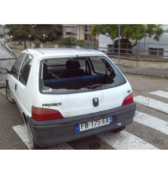 Feu arriere principal droit (feux) PEUGEOT 106 Photo n°7