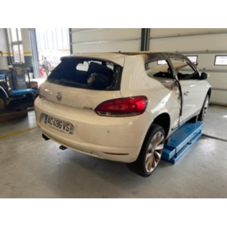 Verin de coffre VOLKSWAGEN SCIROCCO 3