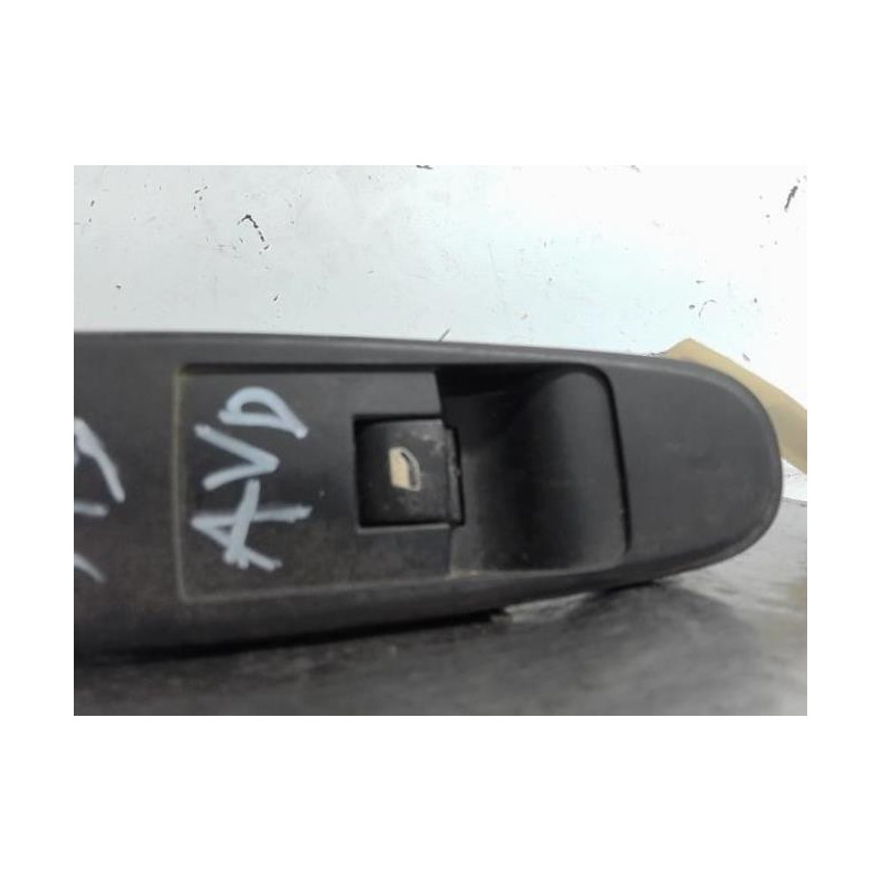 Interrupteur de leve vitre avant droit FORD FIESTA 5