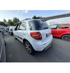 Aile avant droit SUZUKI SX4 1 Photo n°16