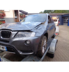Cache moteur  BMW X3 F25 Photo n°4
