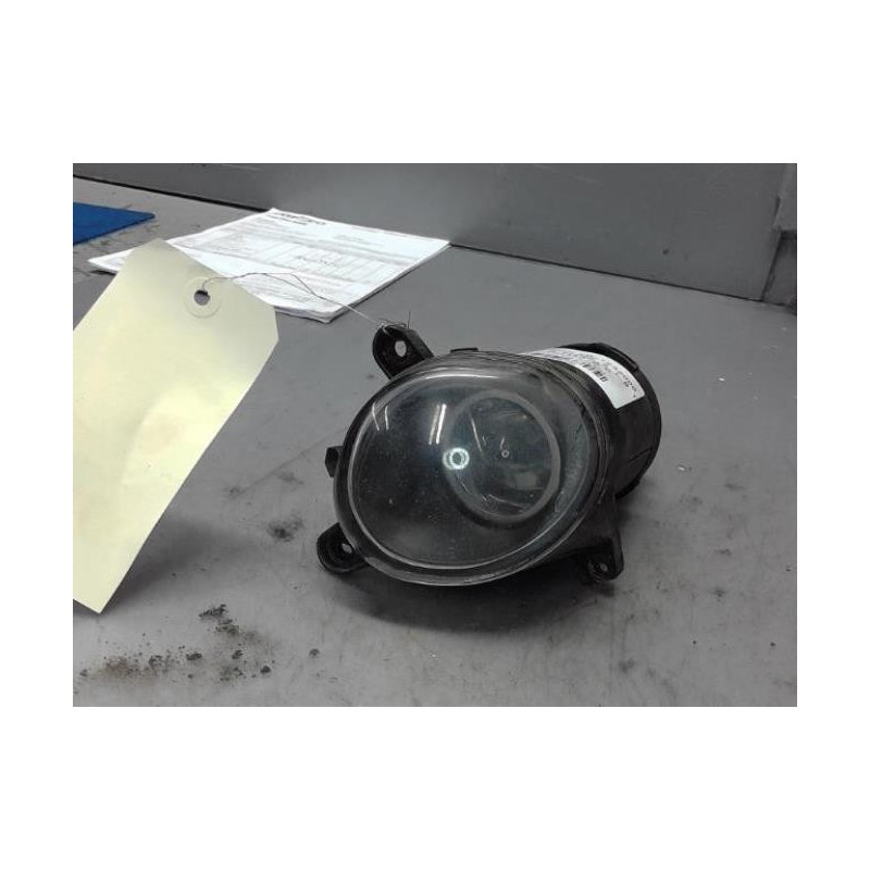 Anti brouillard droit (feux) VOLKSWAGEN PASSAT 4