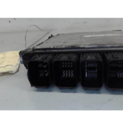 Calculateur moteur MERCEDES CLASSE C 205 Photo n°4