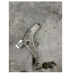 Triangle avant gauche RENAULT MASTER 3 Photo n°1